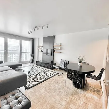 Charming Paris La Defense דירה *