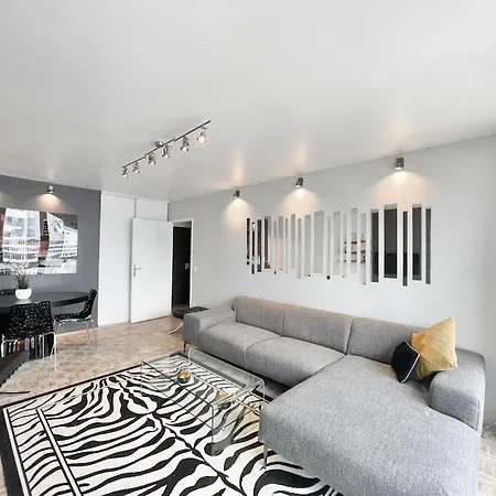 דירה Charming Paris La Defense *